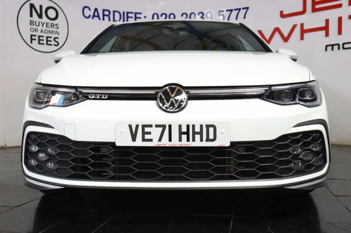 2021-volkswagen-golf-20tdi-gtd-big-12