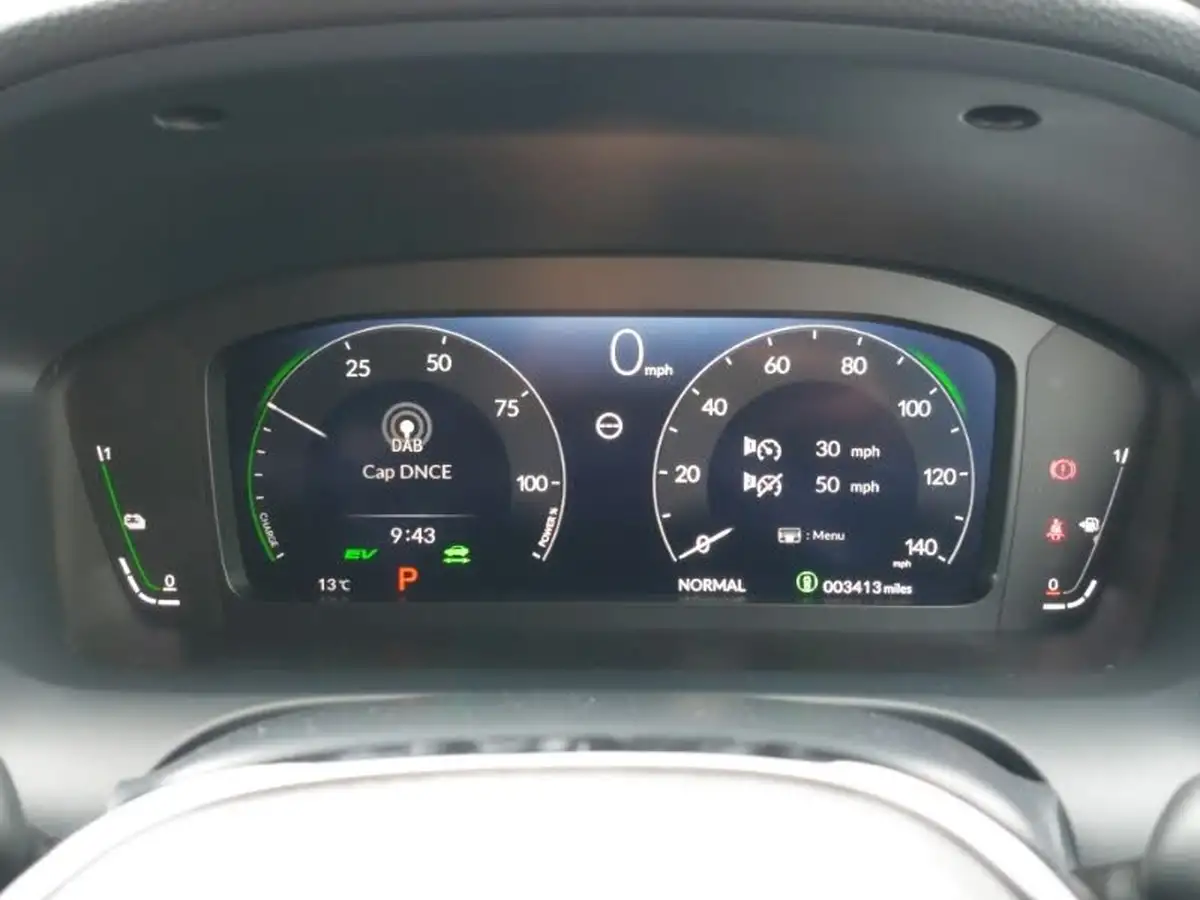 2024-honda-zr-v-20-i-mmd-sport-big-15