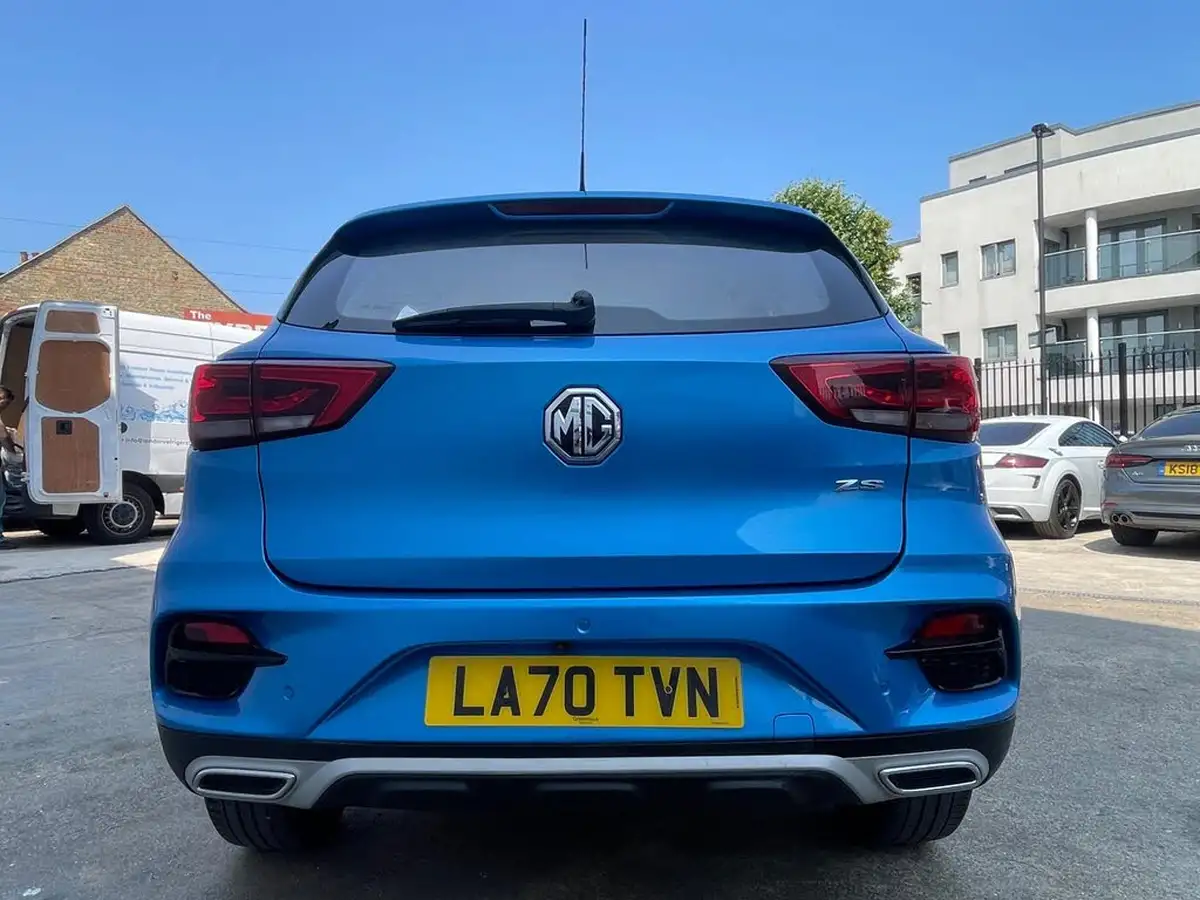 2021-mg-zs-suv-10t-gdi-exclusive-auto-big-11