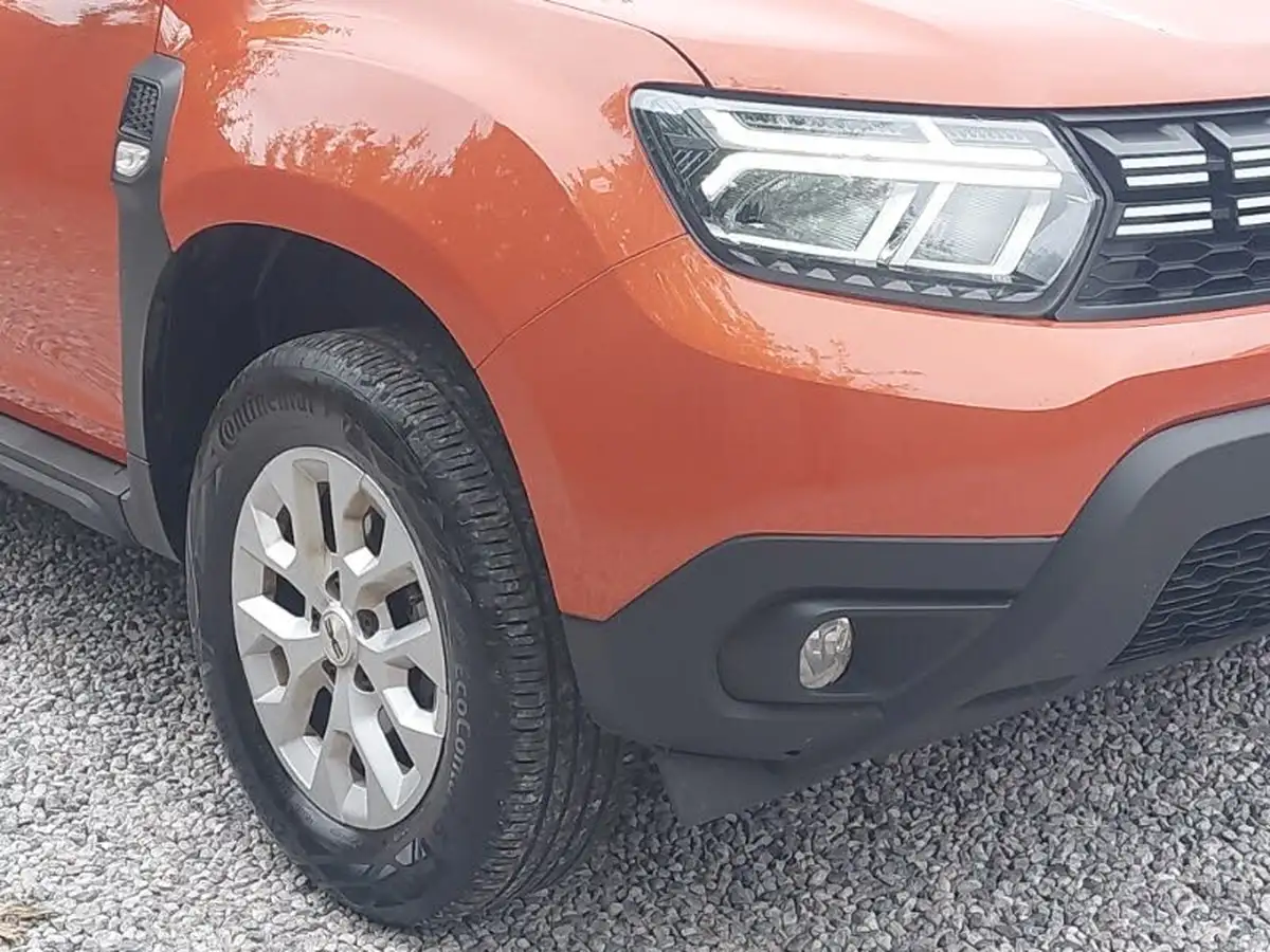 2023-dacia-duster-13-tce-expression-130bhp-station-wagon-5d-big-8