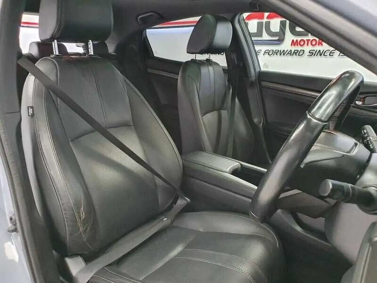 2018-honda-civic-10-vtec-turbo-ex-126ps-ss-hatchback-5d-big-12