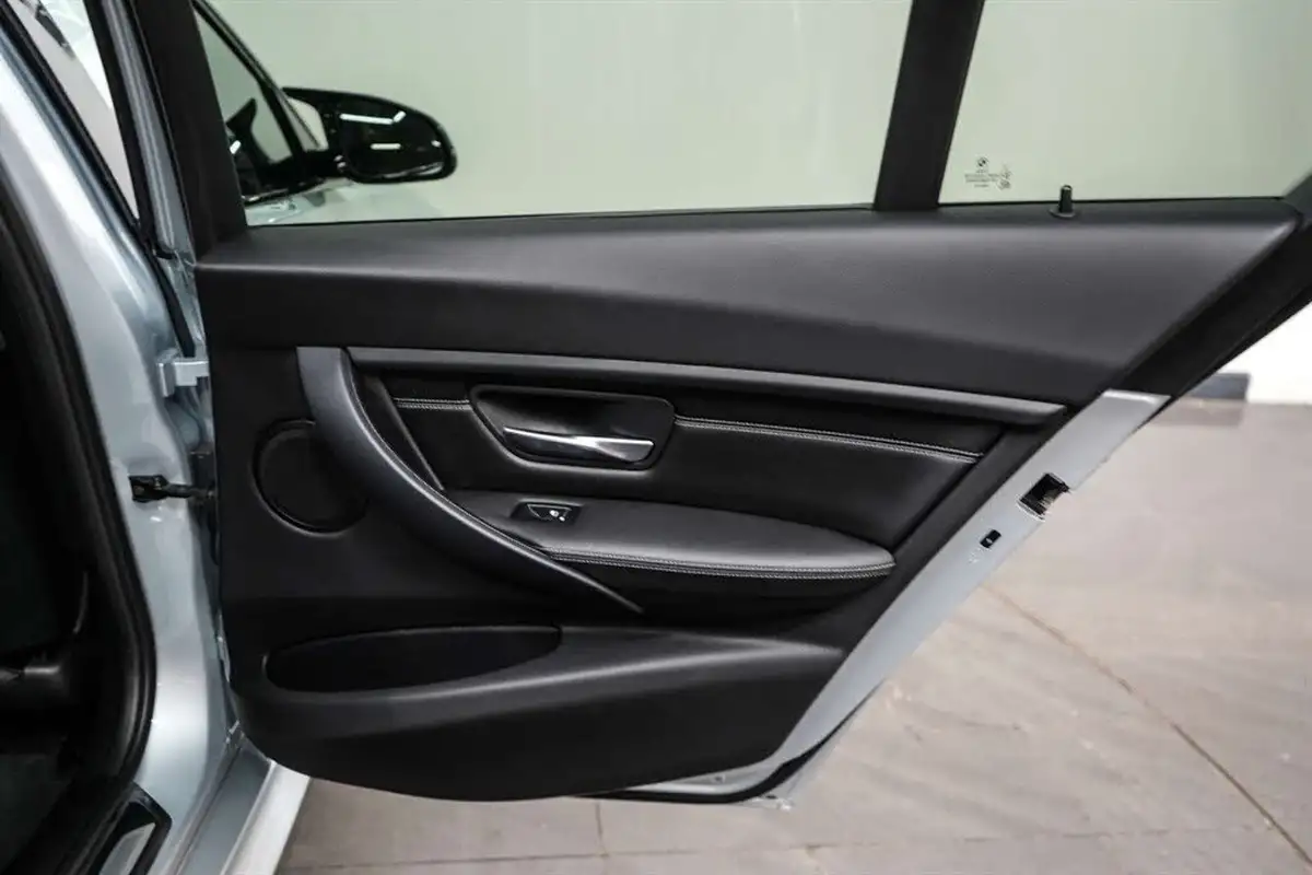 2018-bmw-3-series-30-m3-competition-package-m-dct-big-22