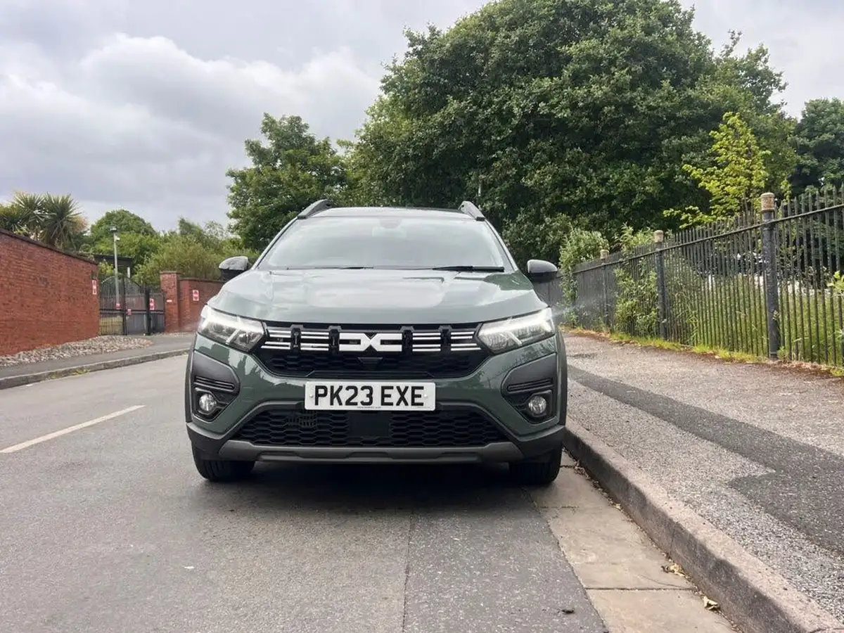 2023-dacia-jogger-10-tce-extreme-se-big-9