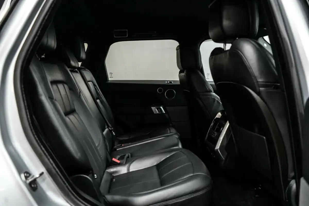 2018-land-rover-range-rover-sport-30-sdv6-hse-dynamic-big-15