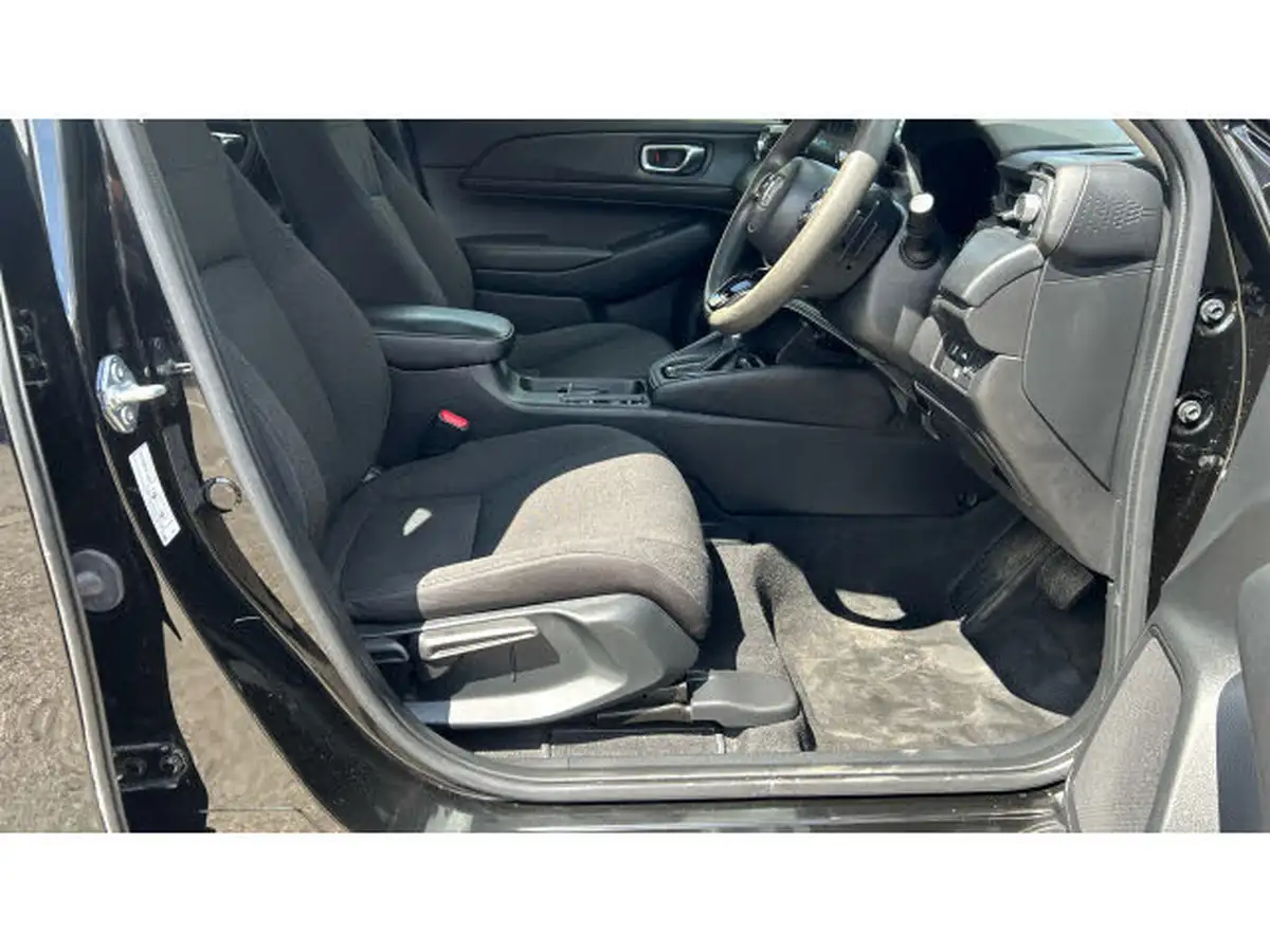 2022-honda-hr-v-15-i-mmd-elegance-big-25