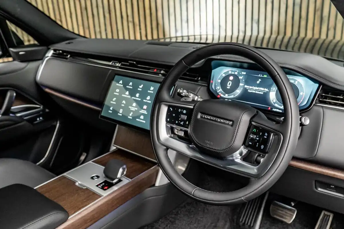 2025-land-rover-range-rover-30-d350-se-big-22