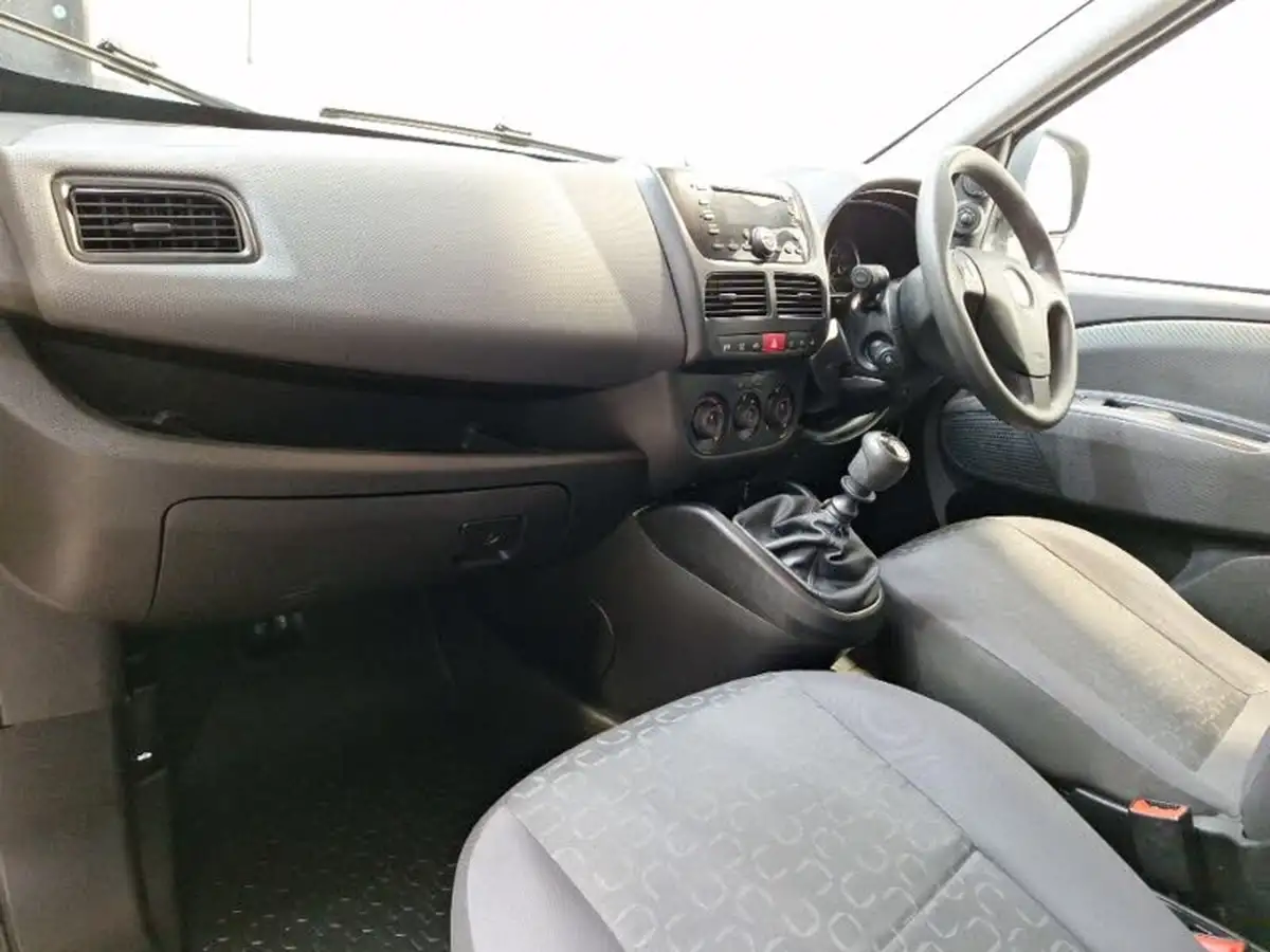 2020-fiat-doblo-cargo-16td-l2h1-maxi-tecnico-105bhpeu6dt-panel-van-big-4