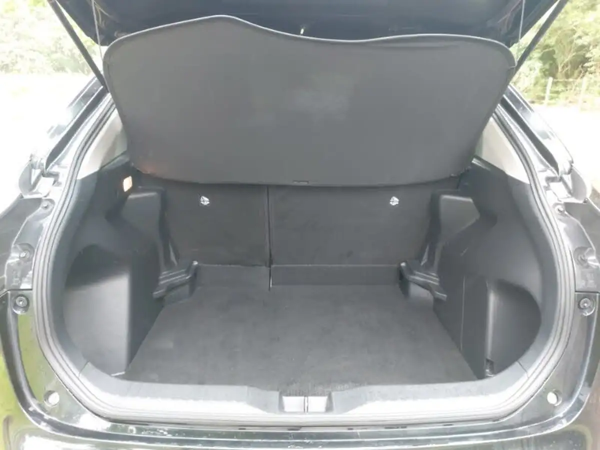 2022-toyota-yaris-cross-15-vvt-i-icon-big-7