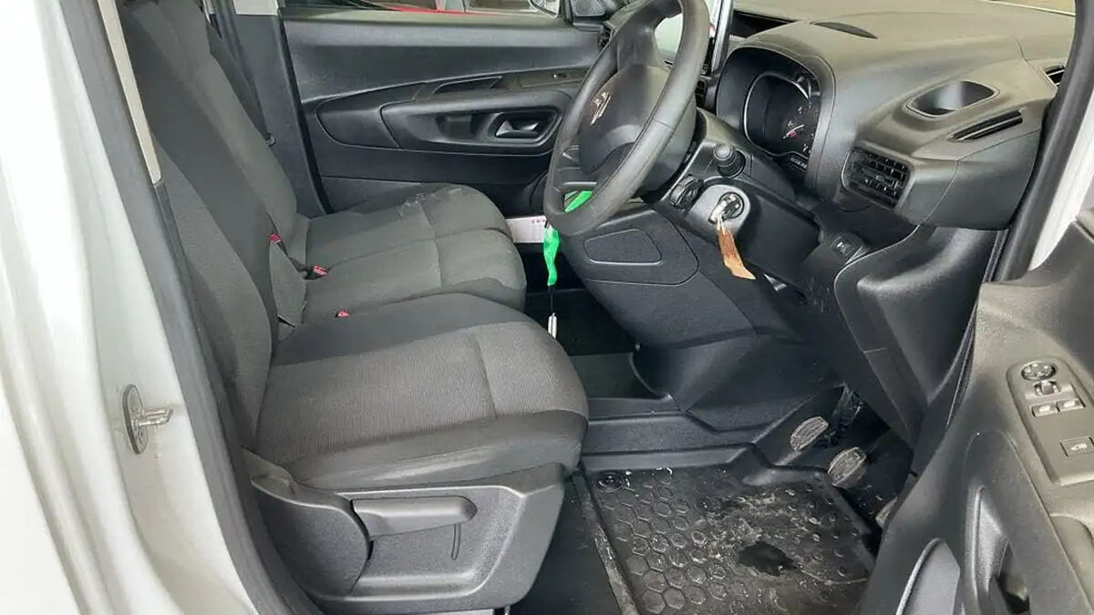 2022-citroen-berlingo-15bluehdi-1000-enterprise-pro-100pseu6d-big-8