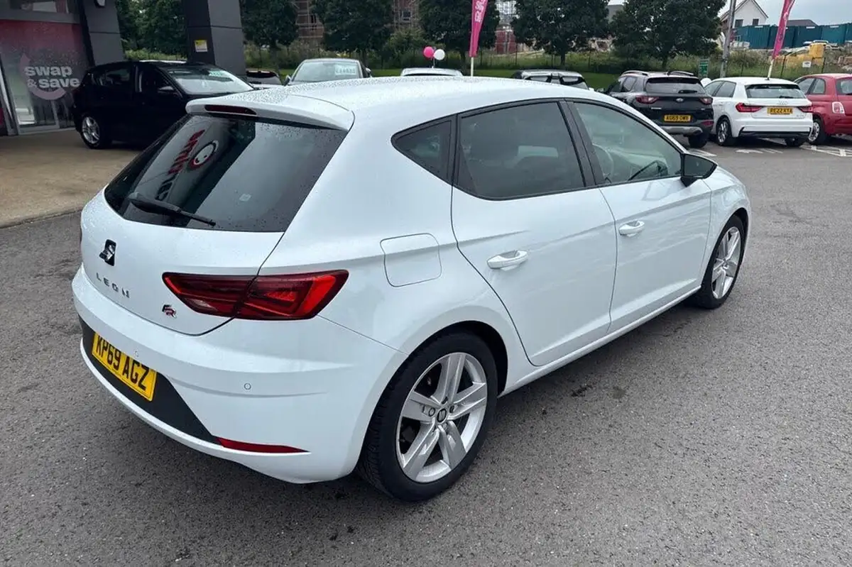 2019-seat-leon-15-tsi-evo-fr-150ps-hatchback-dsg-big-47