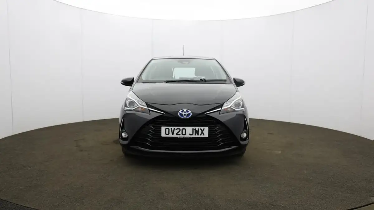 2020-toyota-yaris-15-vvt-i-icon-tech-98bhp-hybrid-1497cc-e-cvt-big-42