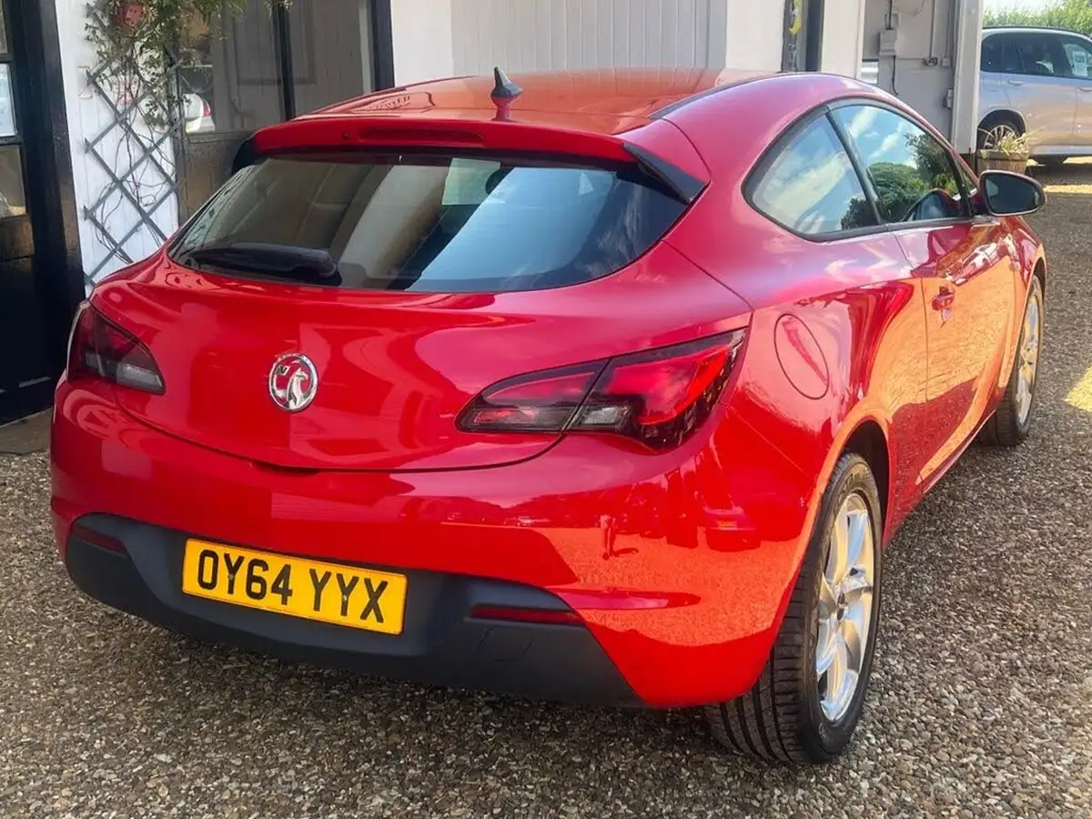 2014-vauxhall-gtc-14-sport-120ps-ss-big-6