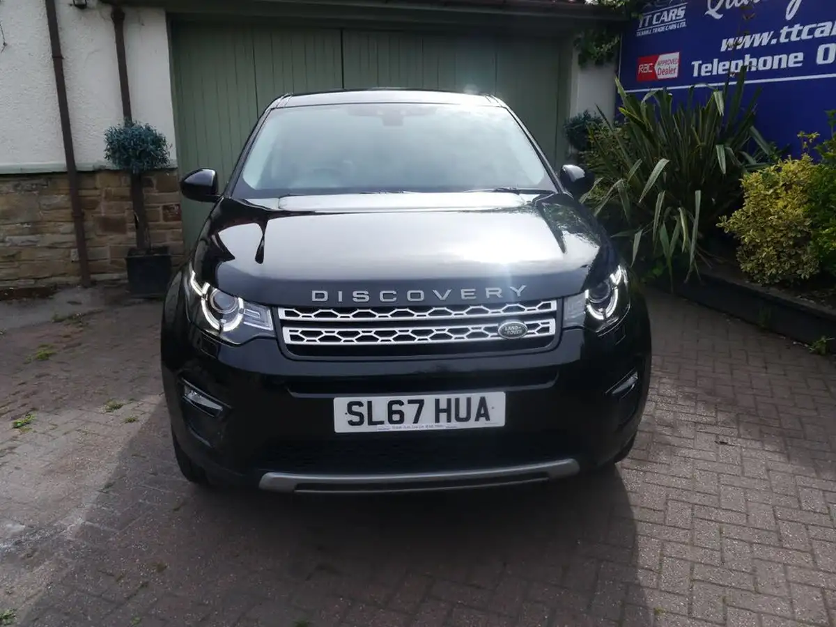2017-land-rover-discovery-sport-20td4-hse-182ps-suv-auto-big-1