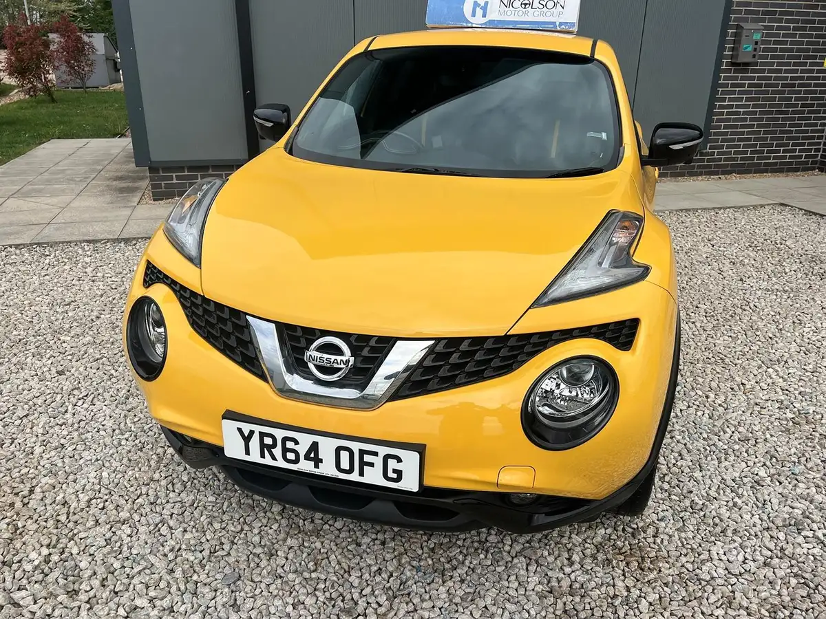 2014-nissan-juke-16-tekna-190ps-4x4-1618cc-xtronic-cvt-big-3