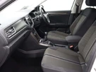 2018-volkswagen-t-roc-10-tsi-design-small-29