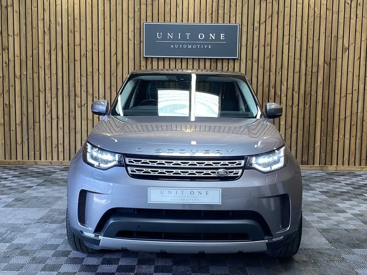 2020-land-rover-discovery-30-sd6-hse-big-9
