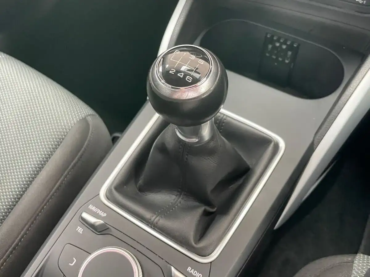 2020-audi-q2-16-30-tdi-technik-big-43