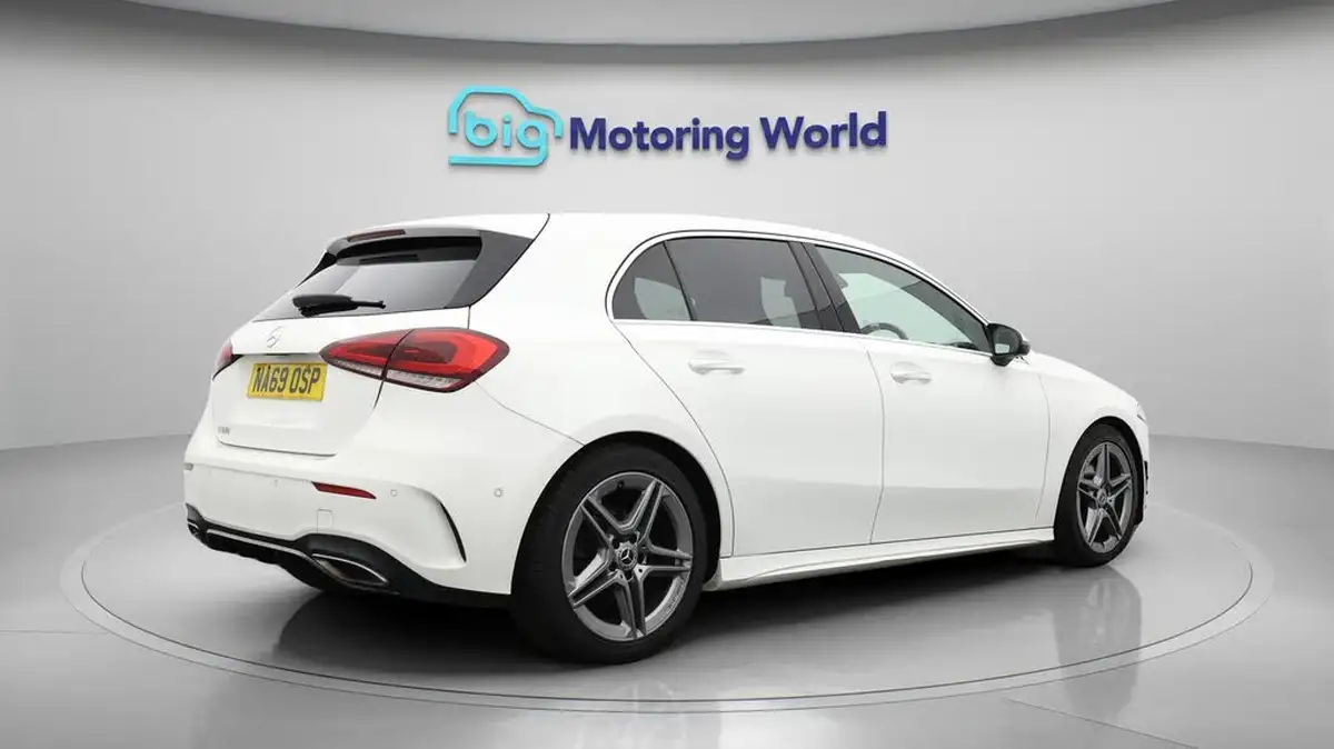 2019-mercedes-benz-a-class-13-a180-amg-line-premium-hatchback-5d-7g-dct-big-7