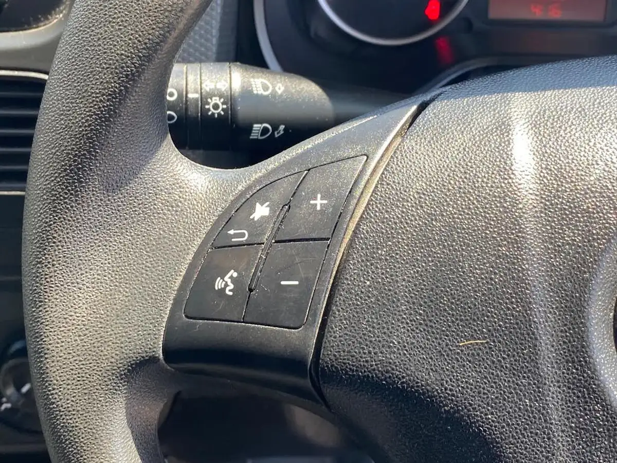 2015-fiat-doblo-cargo-13td-v-l1-refrigerated-van-big-36