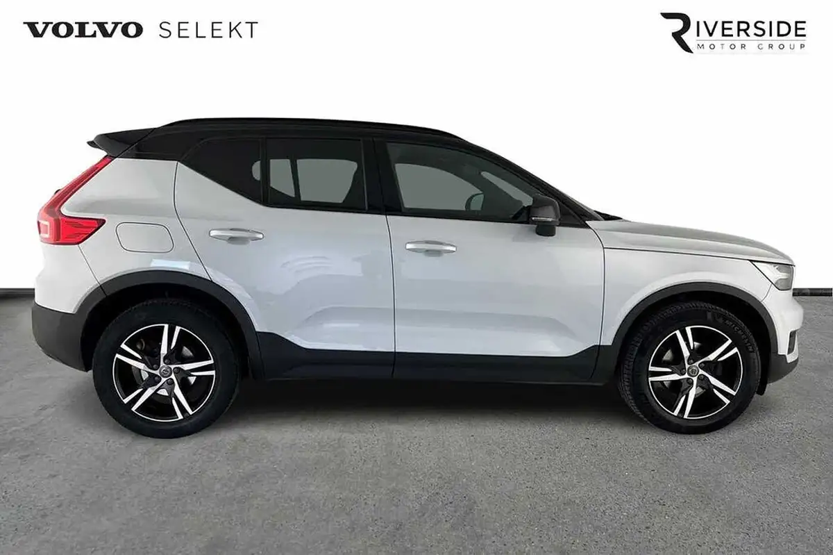 2021-volvo-xc40-15-t3-r-design-161bhp-big-3