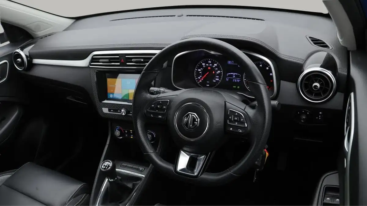 2019-mg-zs-suv-15-vti-tech-exclusive-105bhp-big-9