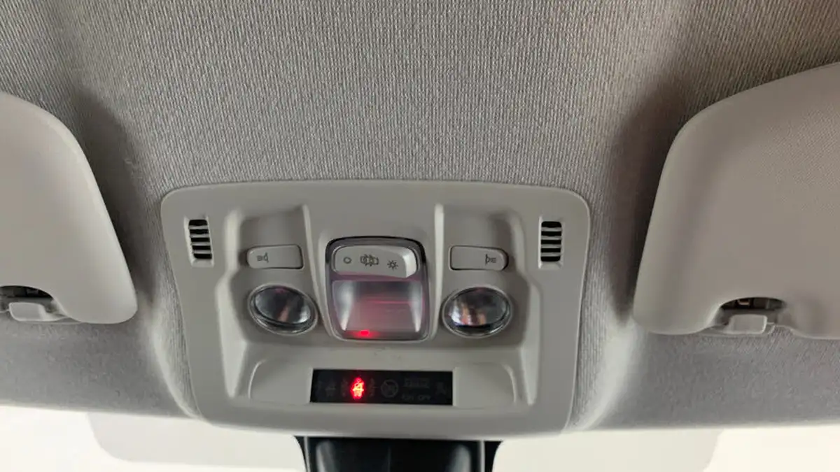 2023-citroen-c3-12-puretech-c-series-edition-83ps-ss-big-30