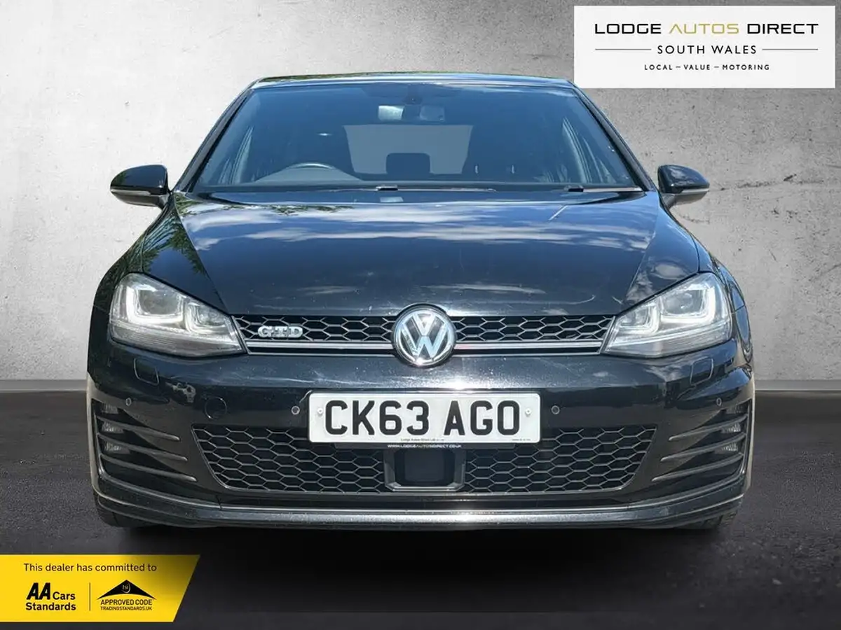 2013-volkswagen-golf-20tdi-gtd-5d-big-7