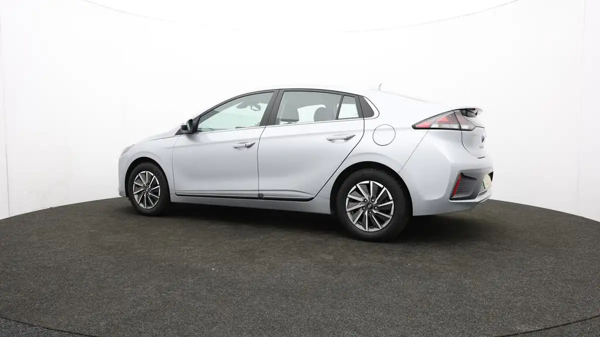 2022-hyundai-ioniq-e-premium-electric-big-68