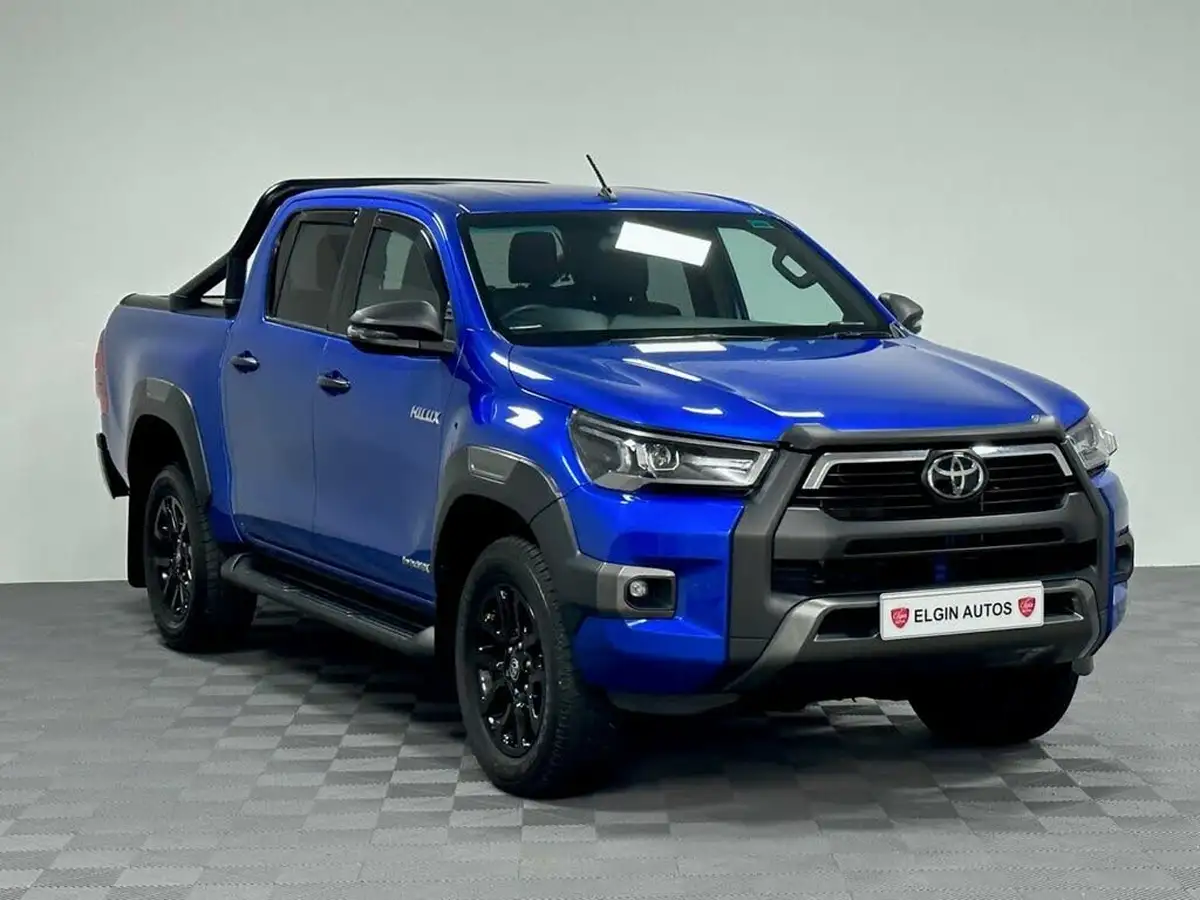2021-toyota-hi-lux-28d-4d-invincible-x-at35-204hpeu6dt-e-big-17