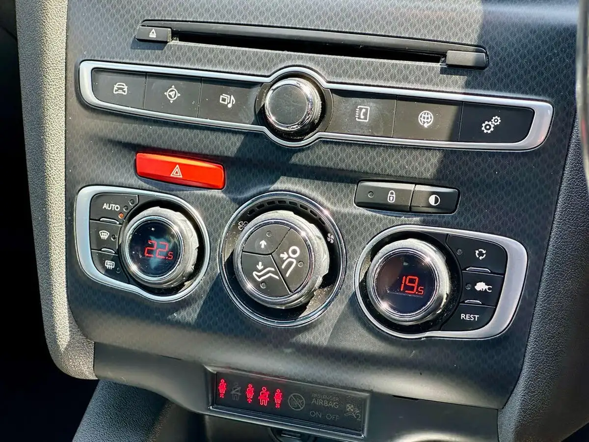 2017-ds-ds-4-12-puretech-crossback-big-17