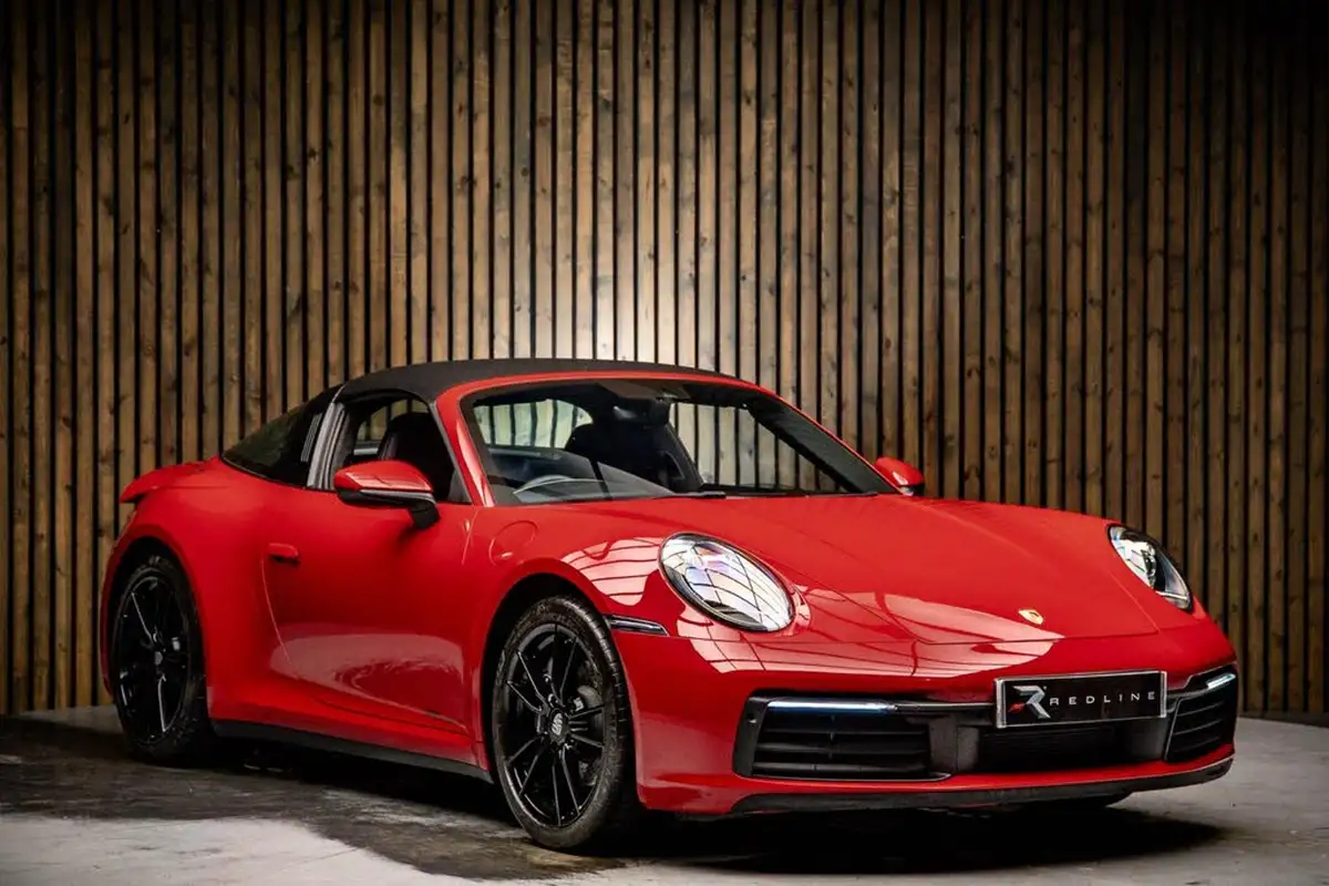 2020-porsche-911-30-targa-4-big-11