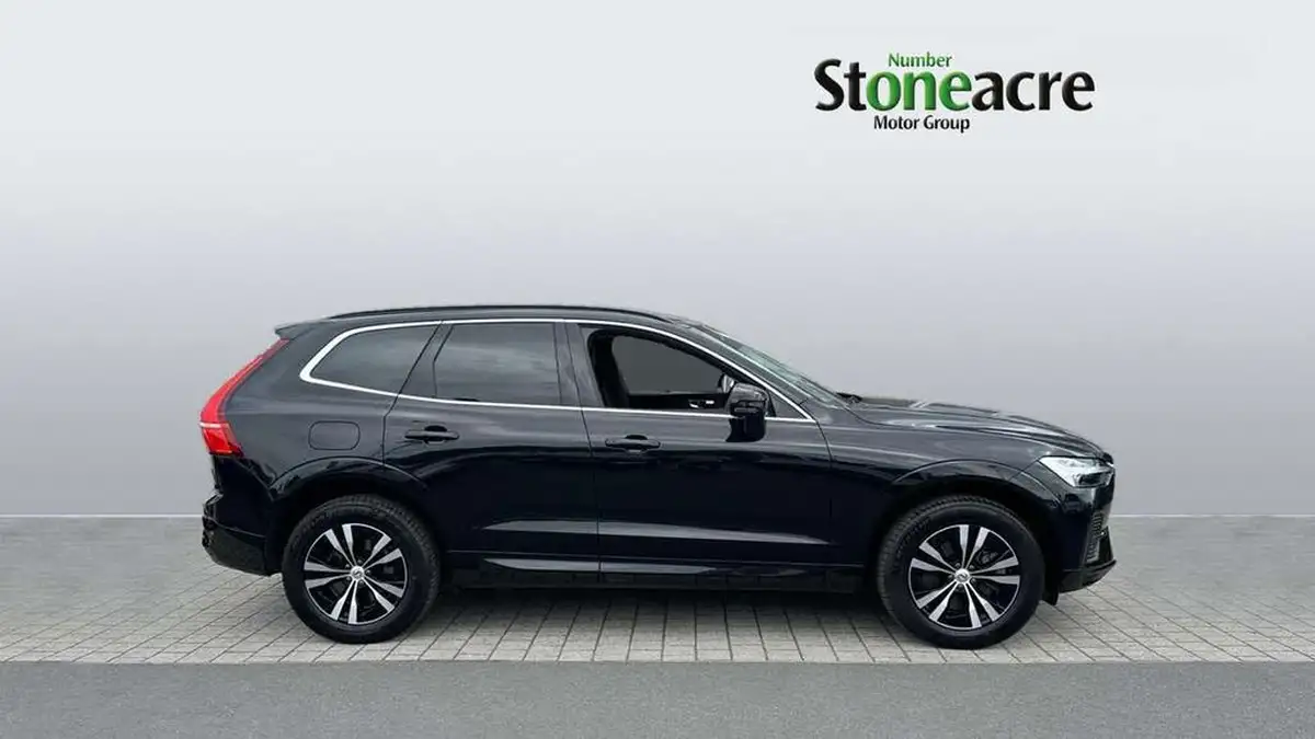 2024-volvo-xc60-20-b5-core-big-2