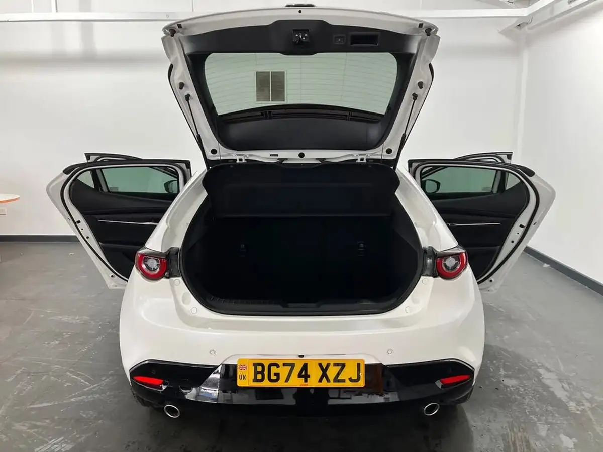 2024-mazda-mazda3-25-e-skyactiv-g-homura-big-31
