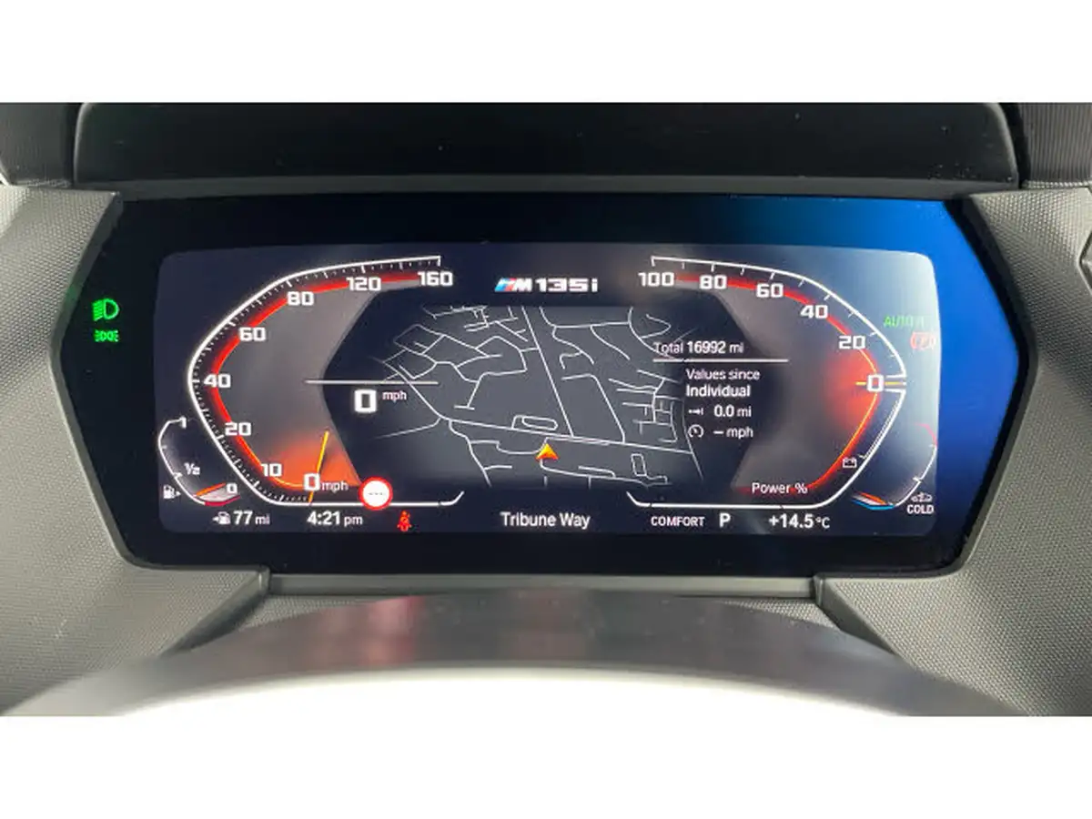 2022-bmw-1-series-20-m135i-xdrive-big-8