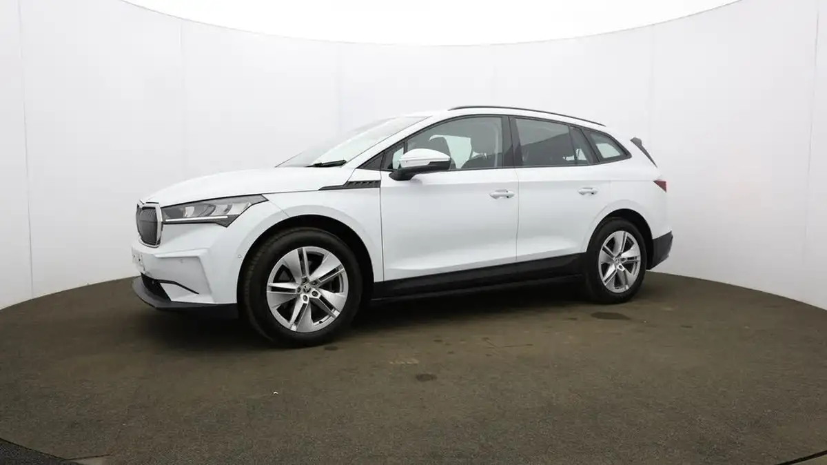 2022-skoda-enyaq-e-60-big-36
