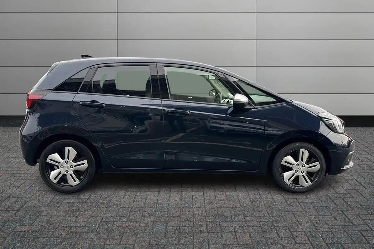 2020-honda-jazz-15-i-mmd-ex-big-2