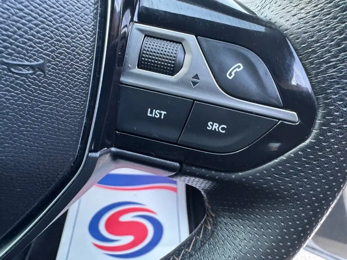 2017-peugeot-3008-suv-20-bluehdi-gt-big-26