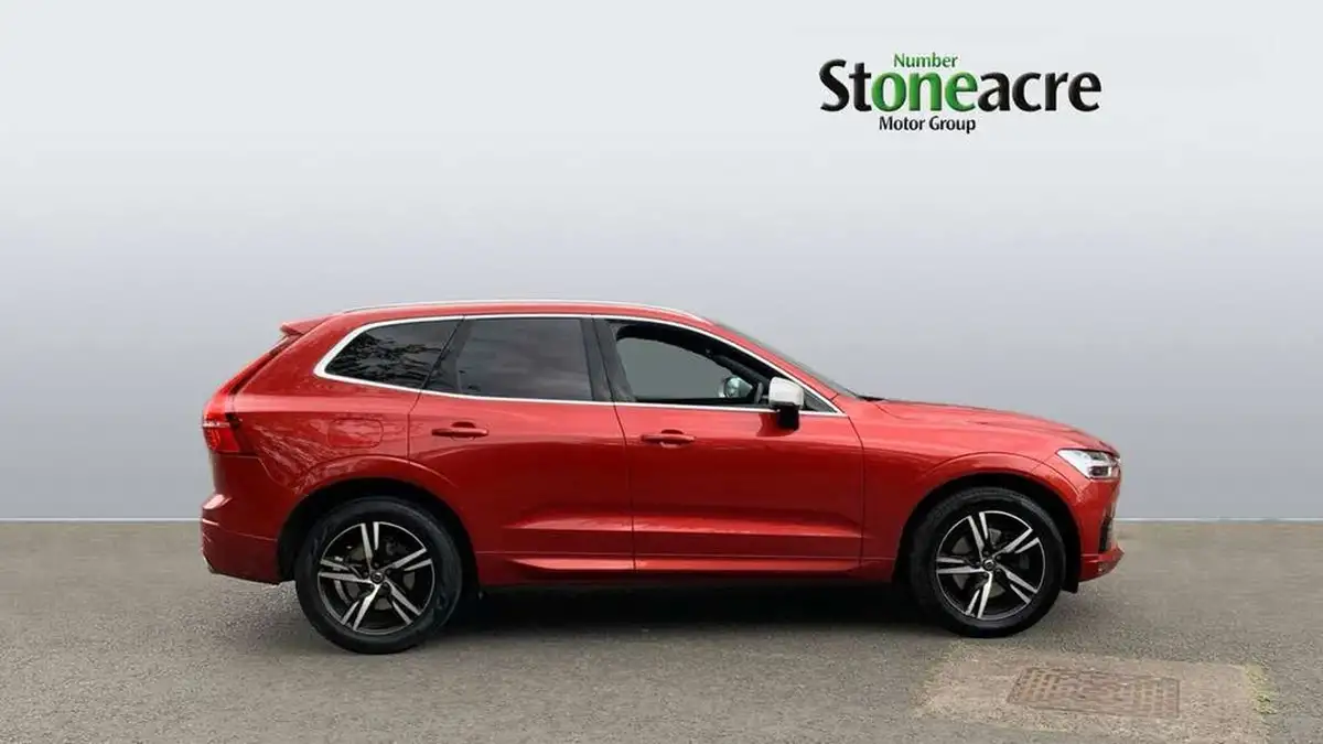 2018-volvo-xc60-20td-d4-r-design-4x4-geartronic-big-2