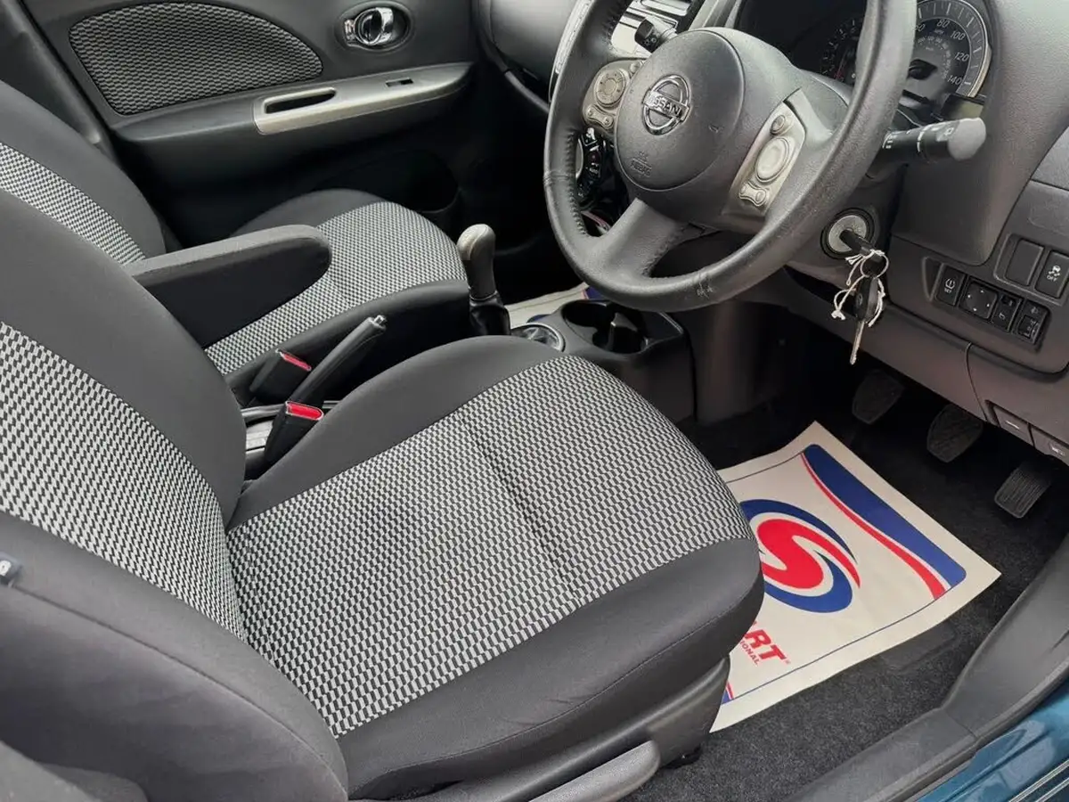 2017-nissan-micra-12-acenta-big-19