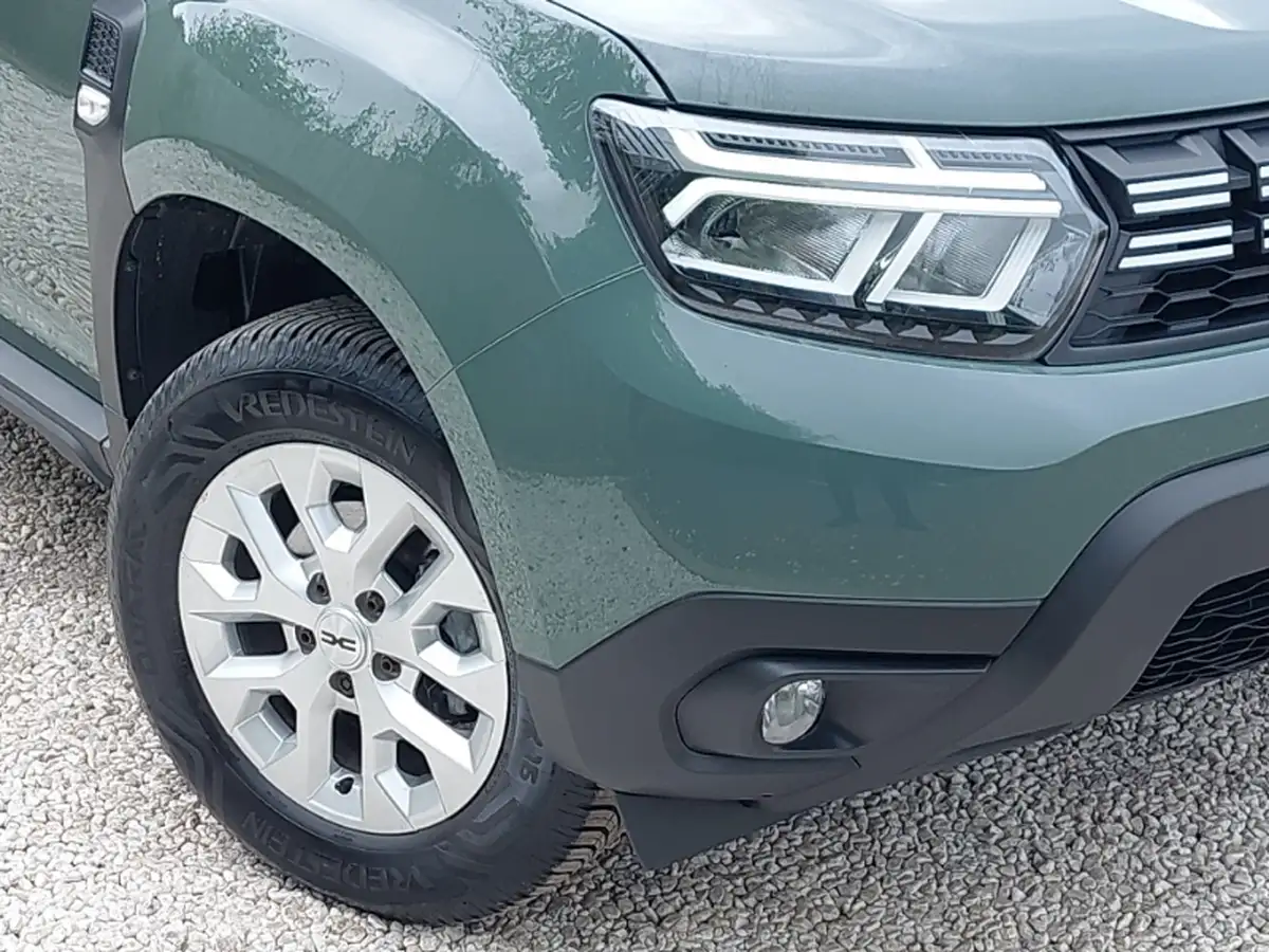2023-dacia-duster-13-tce-expression-130bhp-station-wagon-5d-big-8