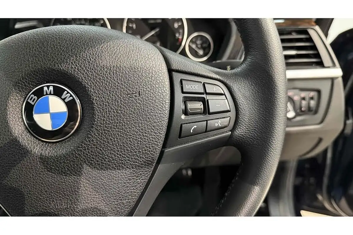 2015-bmw-3-series-20-320i-se-ss-saloon-4d-1997cc-auto-big-24