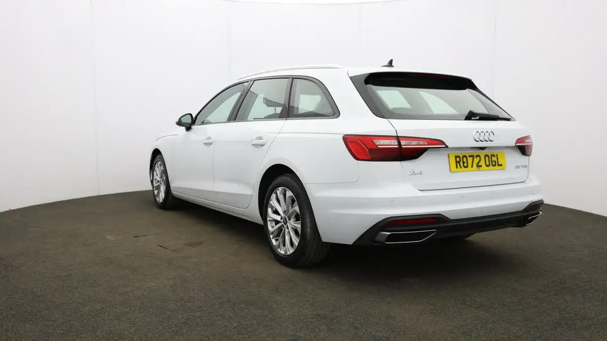 2022-audi-a4-avant-20-35-tfsi-technik-s-tronic-big-33