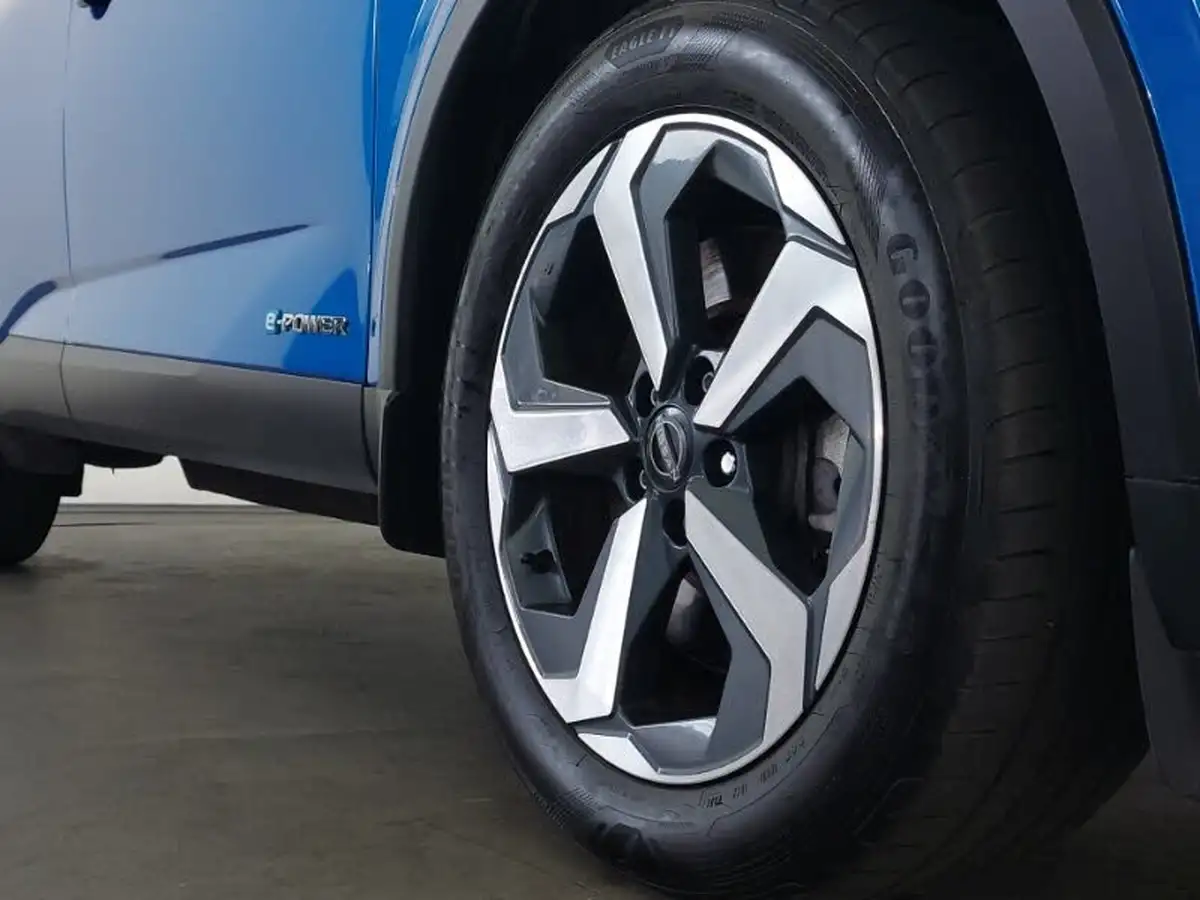 2024-nissan-qashqai-15-n-connecta-big-8