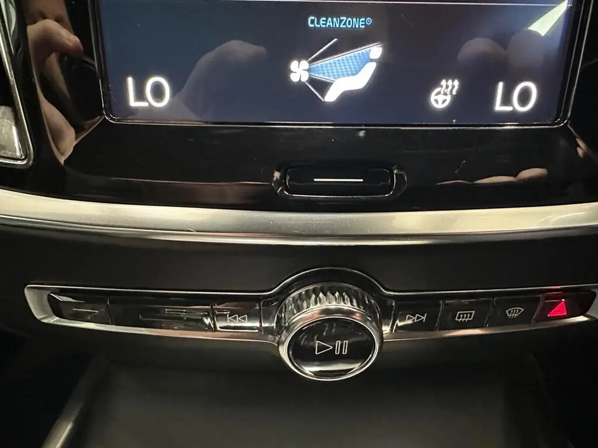 2019-volvo-v60-20td-d3-r-design-big-32