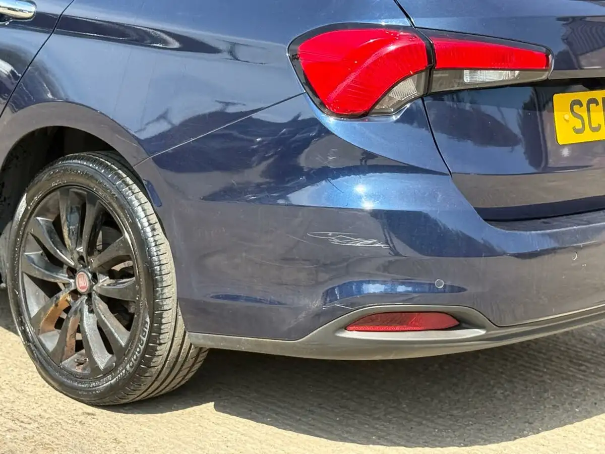 2017-fiat-tipo-14-tjet-lounge-station-wagon-big-24