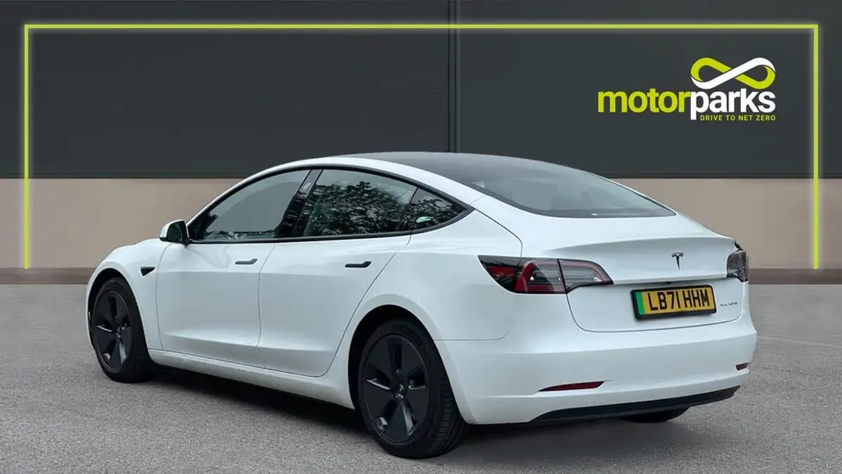 2021-tesla-model-3-e-long-range-awd-big-4
