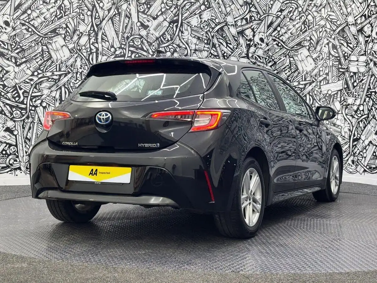 2020-toyota-corolla-18-vvt-i-icon-spare-wheel-hatchback-5d-big-10