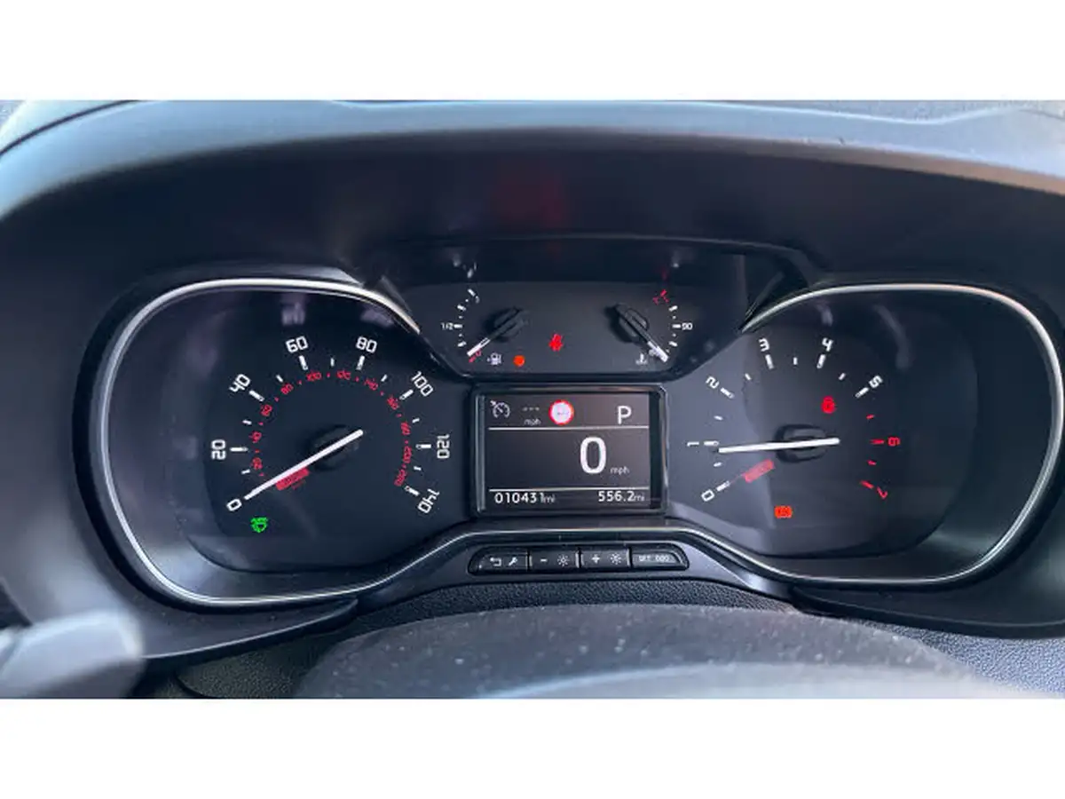 2023-toyota-proace-city-15d-design-100hpeu6d-big-8