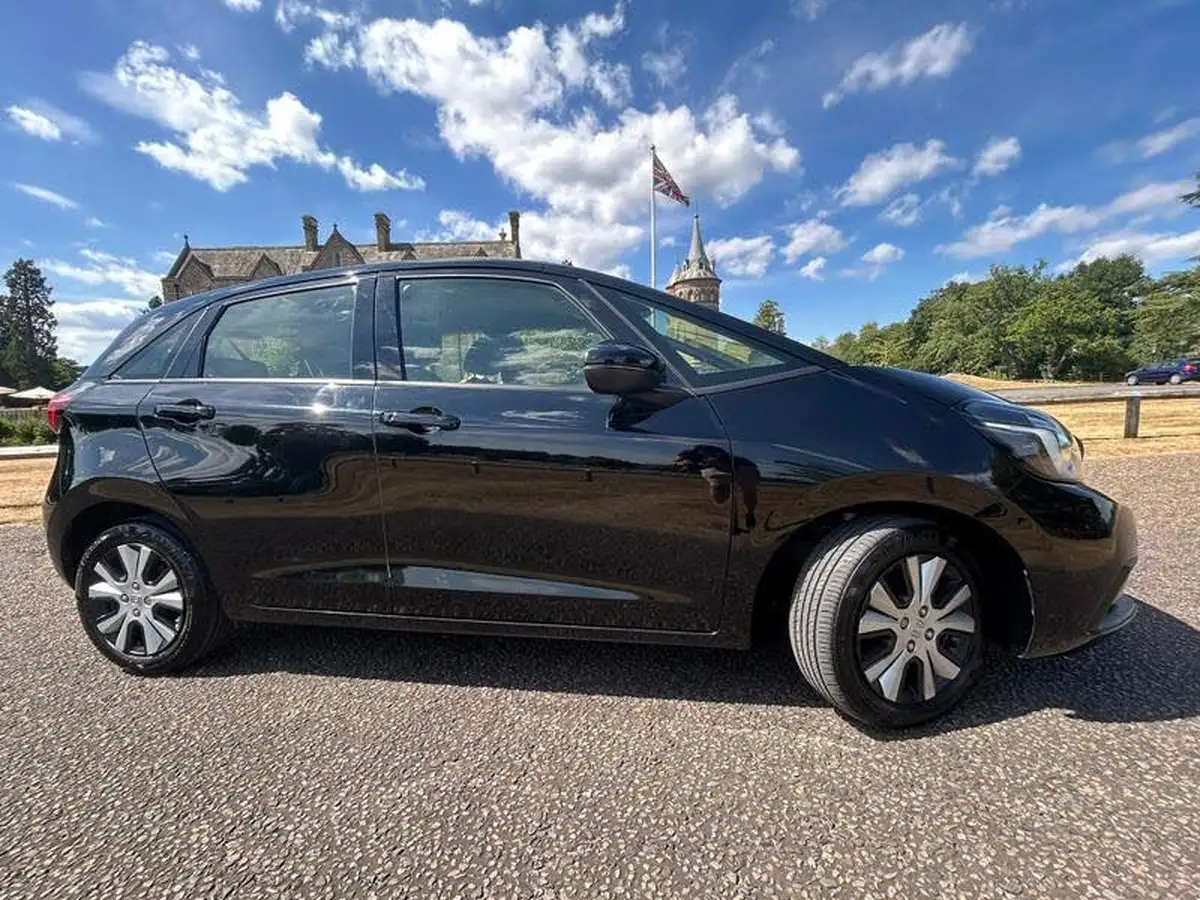 2020-honda-jazz-15-i-mmd-sr-big-6