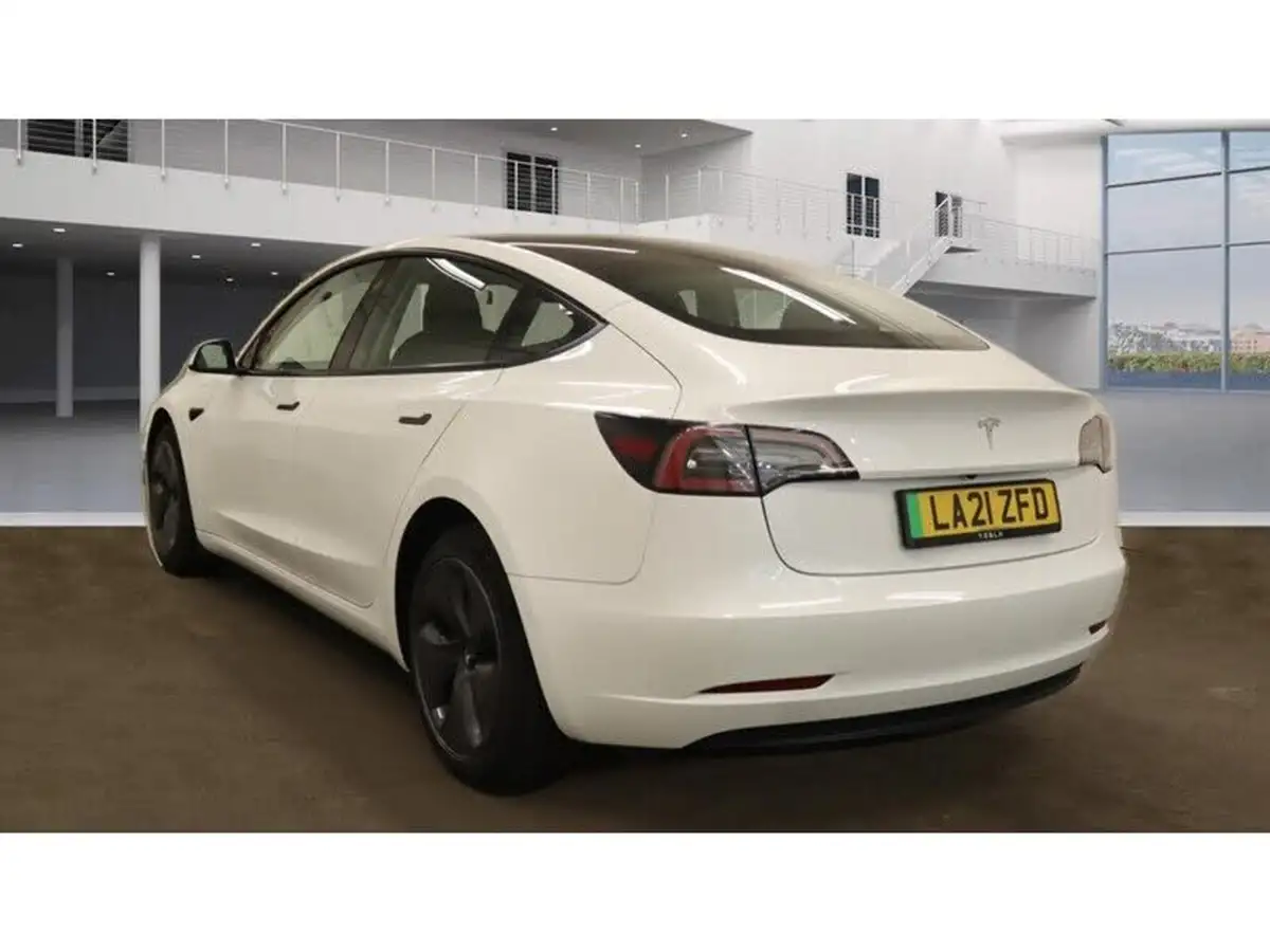 2021-tesla-model-3-e-standard-plus-big-6